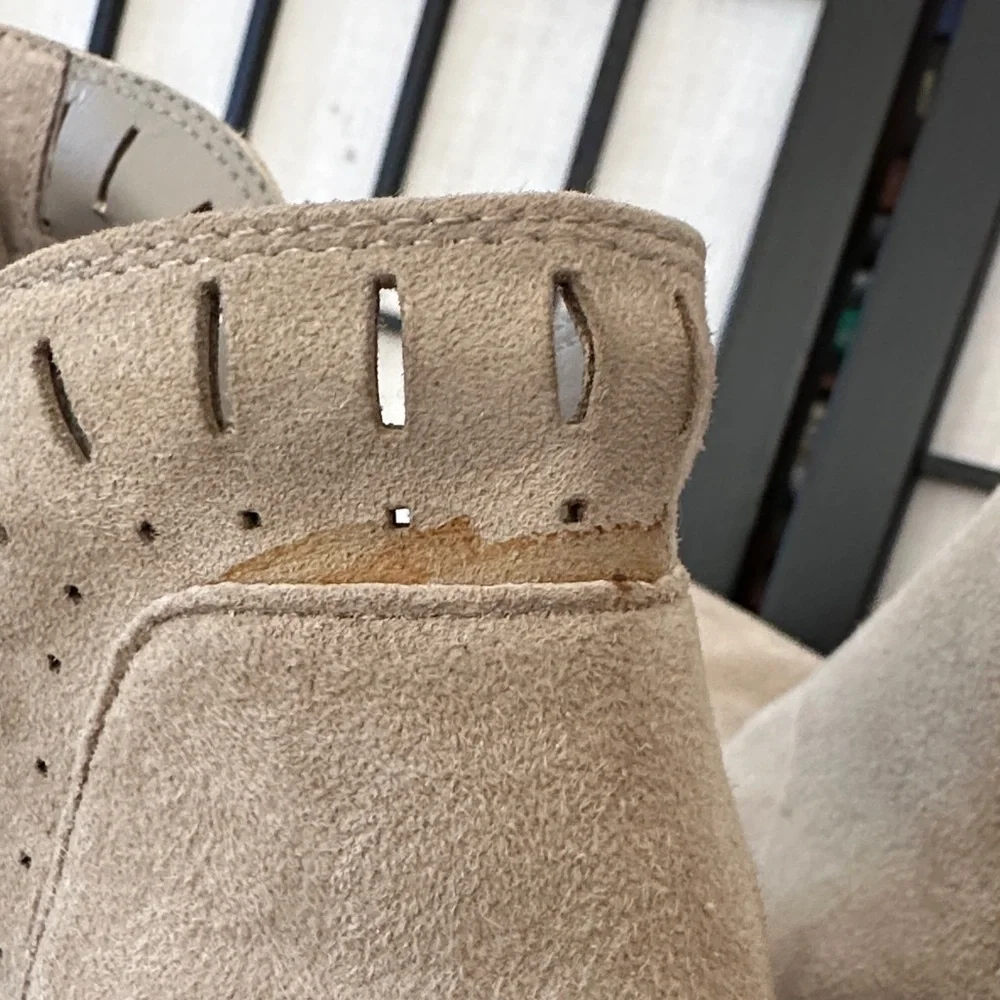 Caslon Soft Camel Colored Suede Ankle Booties Stacked Wooden Heel Size 9.5